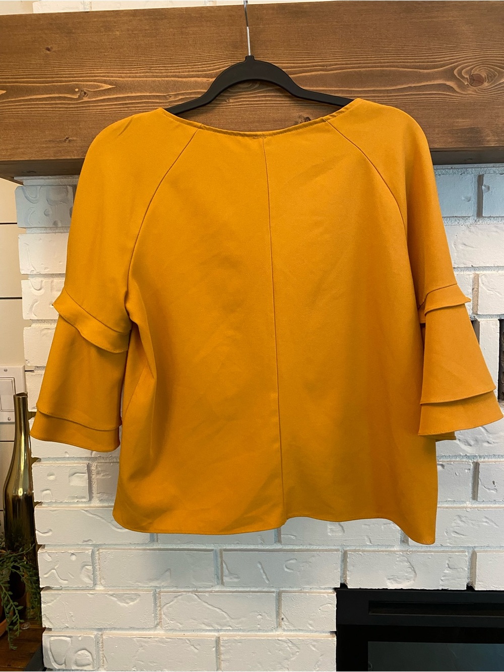 Rescue Lab Lord & Taylor Mustard Ruffle Sleeve Blouse Size Small Made in USA - Picture 6 of 9